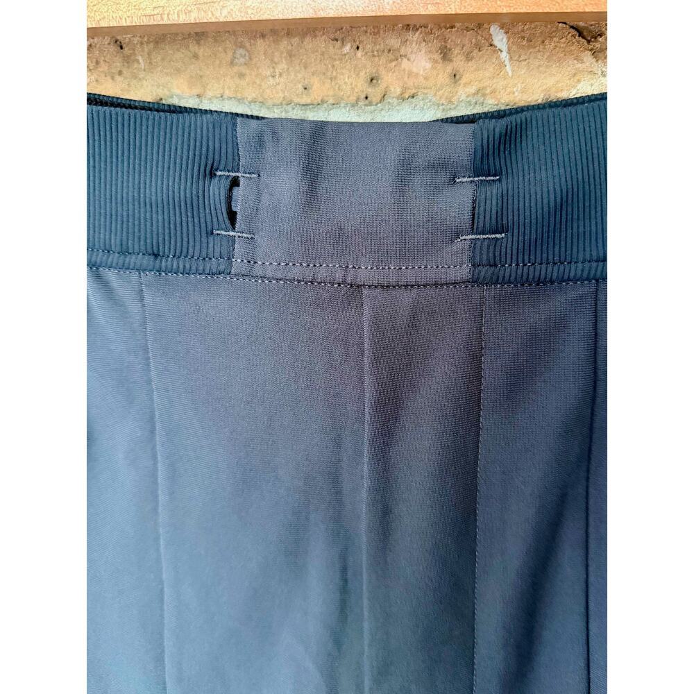 Lululemon Men's Black Stretch Performance Shorts Size Med - Picture 3 of 10